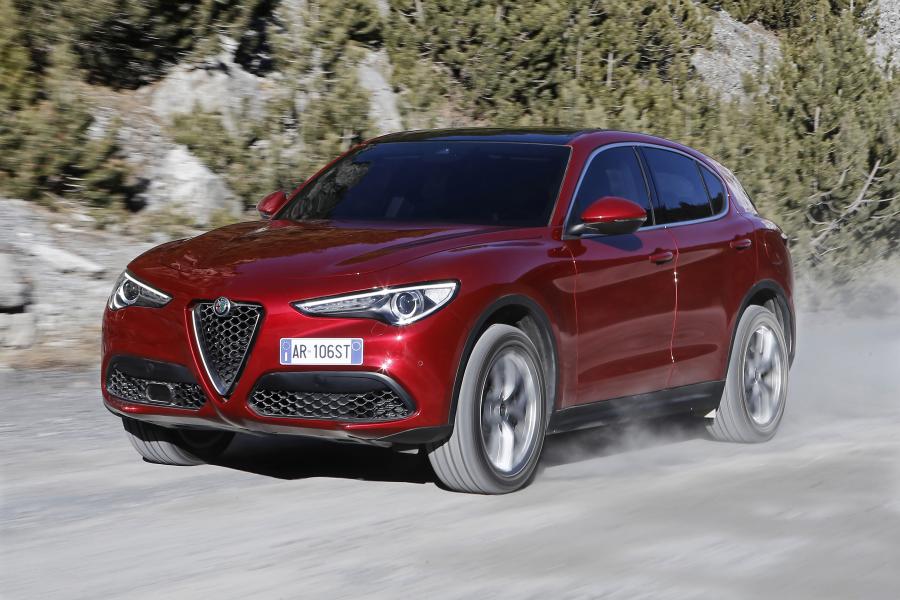  Alfa Romeo Stelvio (949) 2017 года  (WW) (фото 16 из 114)